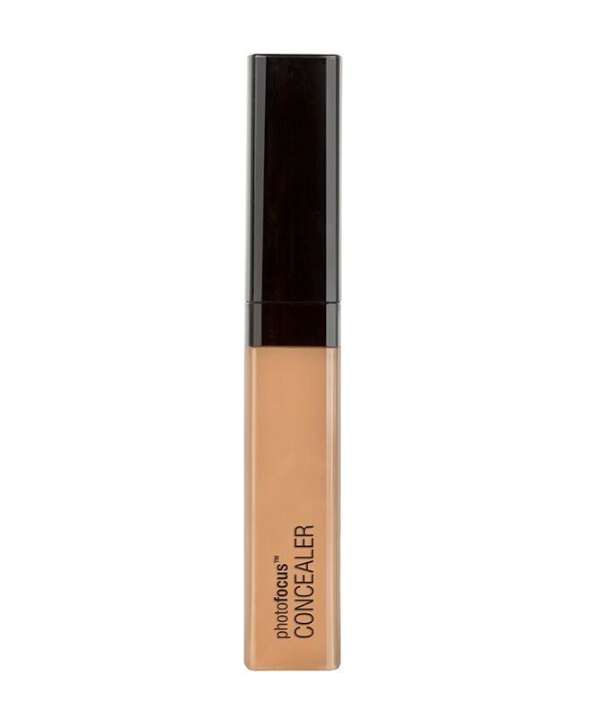 Wet n wild | Photo Focus Concealer | Product front facing cap on, with no background