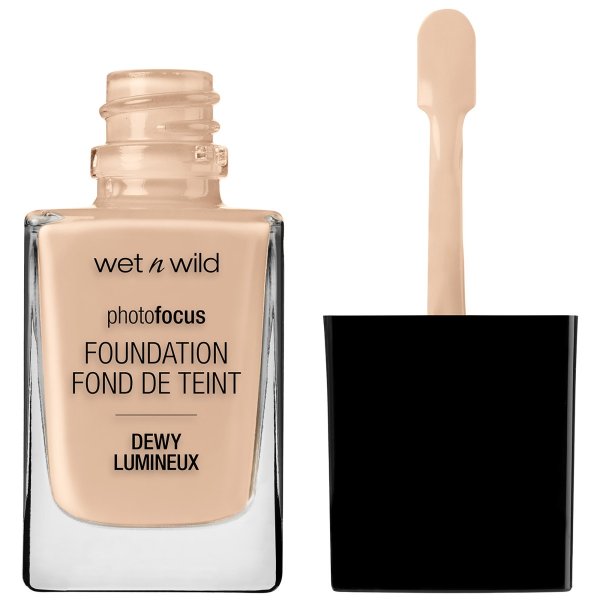 Wet n wild | Photo Focus Foundation- DEWY | Product front facing cap off, with no background
