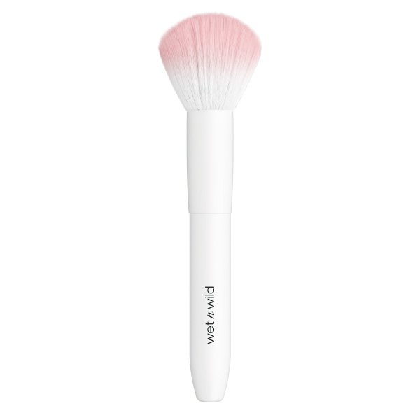 Wet n wild | Essential Powder Brush | Product front facing, with no background