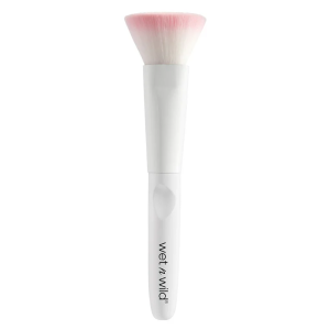 Wet n wild | Flat Top Brush | Product front facing, with no background